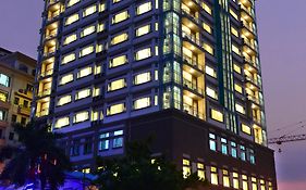 Hotel Grand United - Ahlone Branch  4*